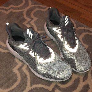 Adidas alphabounce